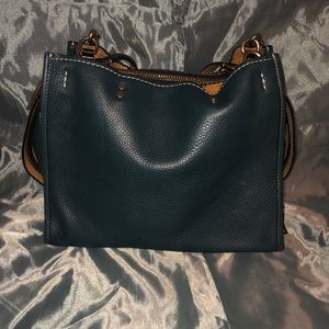 Coach Rogue 🌟Hold for customer!🌟